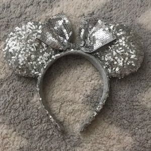 Minnie Mouse Ears